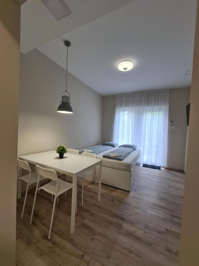 Oet Fenyo Apartmanhaz Siofok Dış mekan fotoğraf