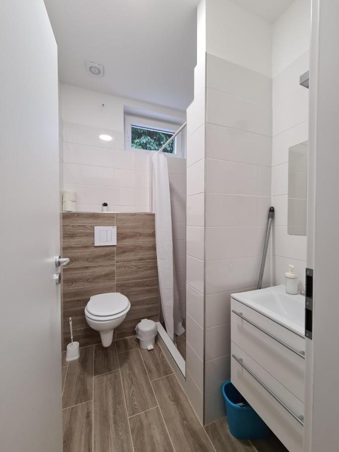 Oet Fenyo Apartmanhaz Siofok Dış mekan fotoğraf