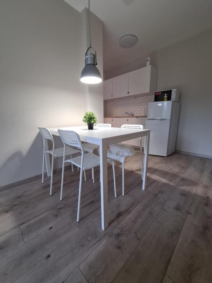 Oet Fenyo Apartmanhaz Siofok Dış mekan fotoğraf